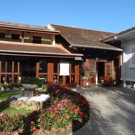 Dein Haus Pousada Pomerode Buitenkant foto